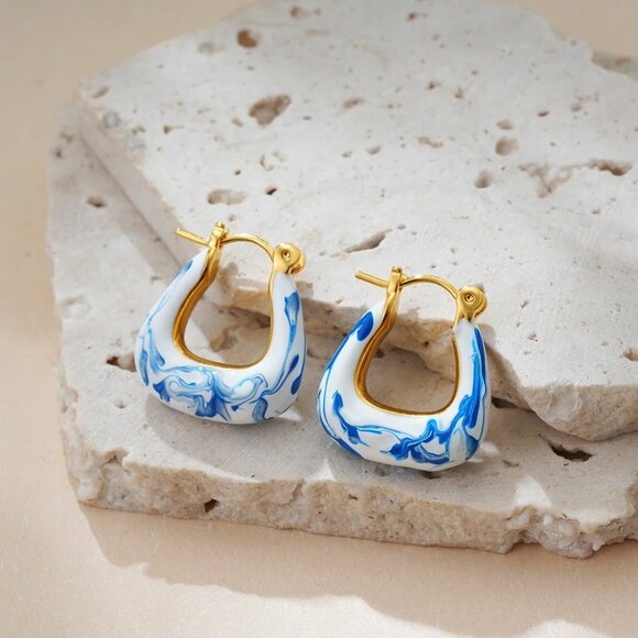 Vintage White & Blue Flower Enamel Beads Hoop Earrings for Women Gold Plated - Picture 2 of 3
